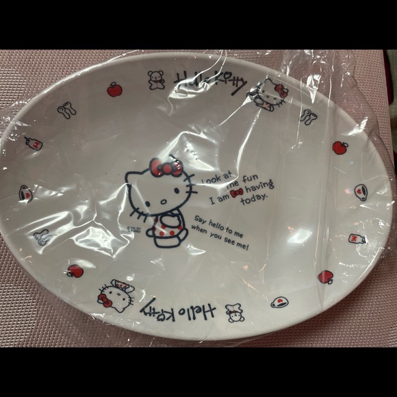 Sanrio Original Hello Kitty Curry and Pasta Plate Hello Kitty - Picture 4 of 5